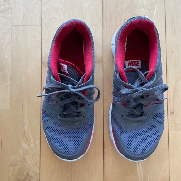 Nike Flex Run -Women’s running shoes - Picture 2 of 4